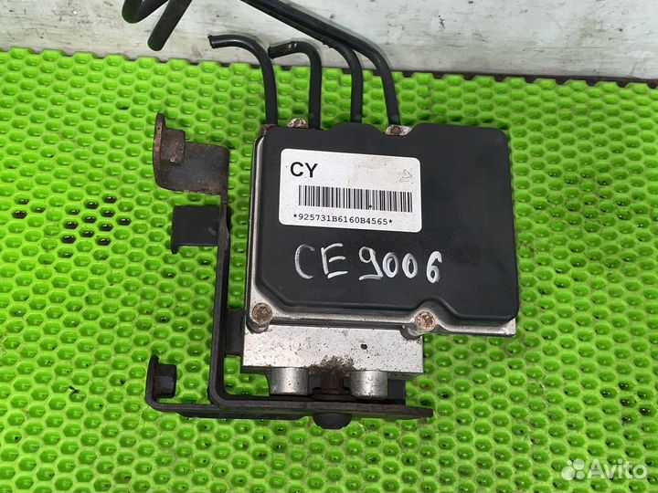 Блок ABS Cadillac Escalade GMT900