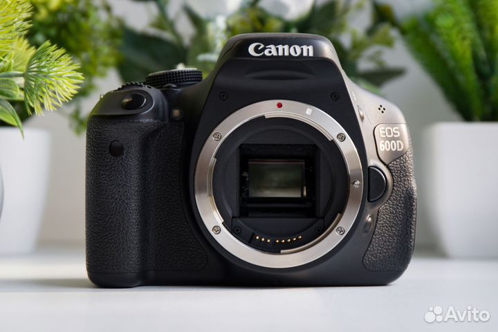 Canon 600D Kit (Пробег 5 тысяч)