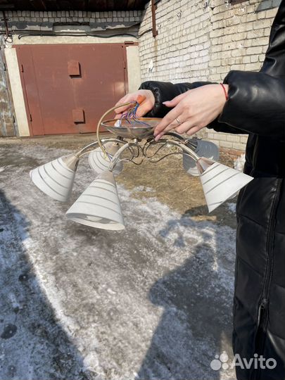 Люстра потолочная