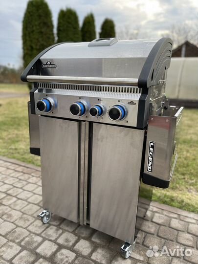 Газовый гриль Napoleon Legend 410