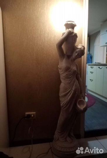 Статуэтка 155см высота