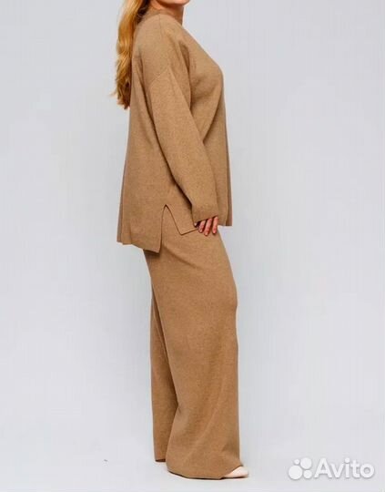 Костюм трикотажный женский 44 46