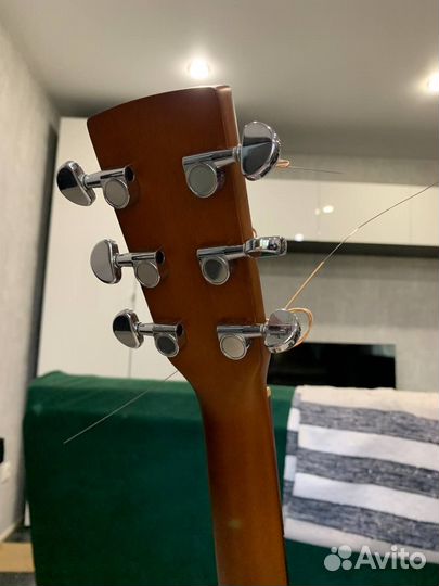 Акустическая гитара Simon & Patrick