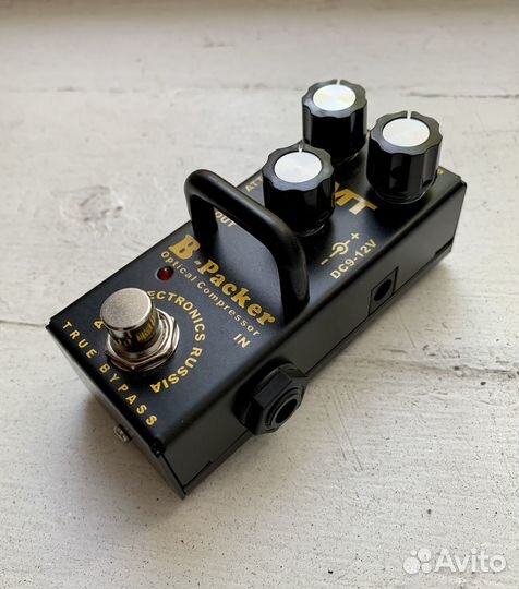 Компрессор для бас гитары AMT B-Packer