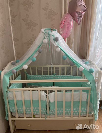 Детская кроватка с маятником Forest Malva