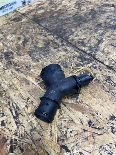 Фланец охлаждения Шкода Октавия A5 рест