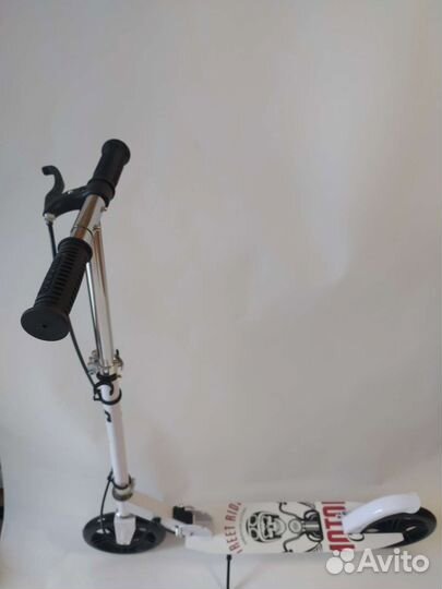 Самокат с ручным тормозом новый