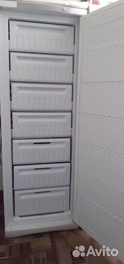 Морозильная камера indesit