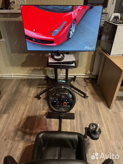 Кокпит для симрейсинга