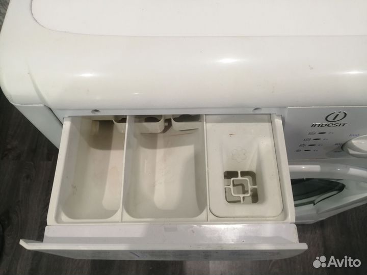 Стиральная машина indesit