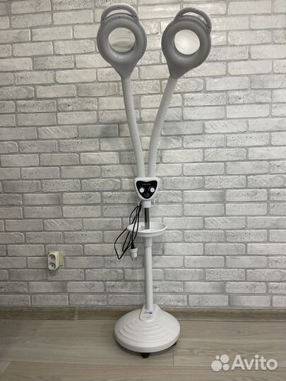 Светодиодная напольная лампа -лупа