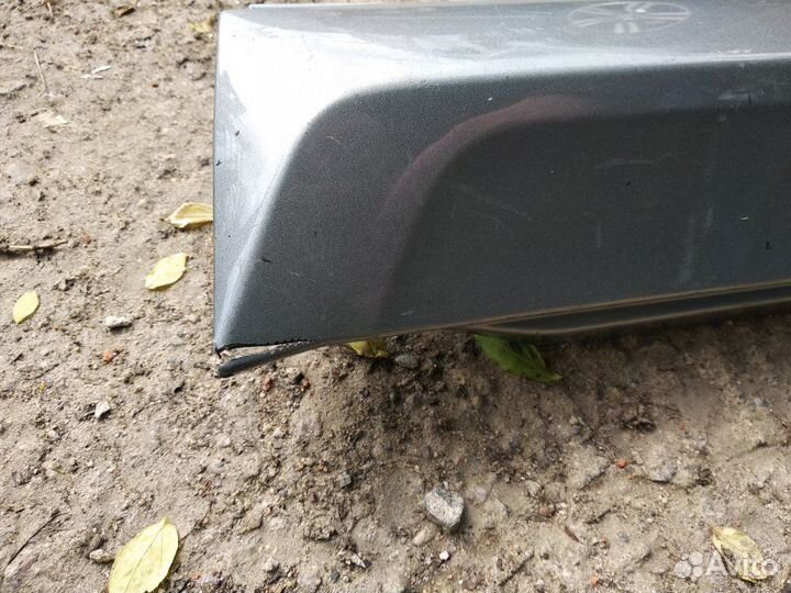 Накладка порога наружняя левая Mercedes-Benz