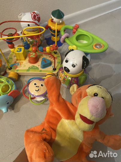 Развивающие игрушки для малышей