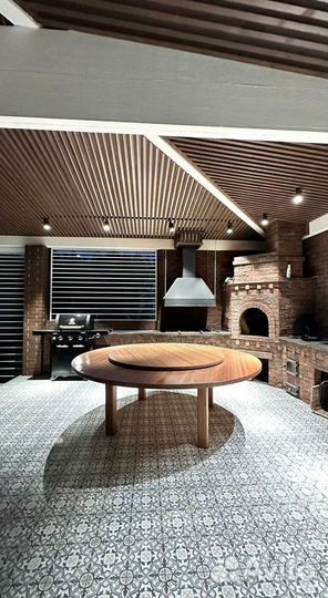 Стол кухонный