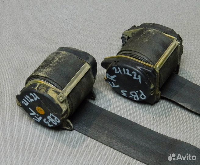 Ремень безопасности передний VW Passat B3