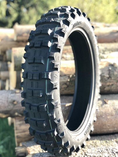 Mitas Terra Force-EF 120/90-18 зелен полоса Чехия