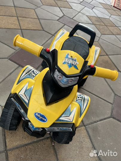 Машинка каталка с сигналом