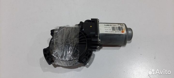 Моторчик стеклоподъемника передний правый