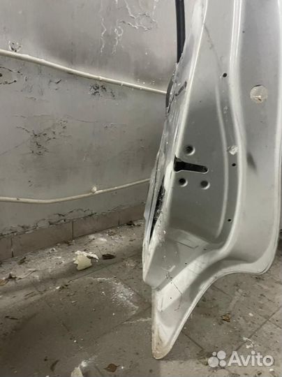 Infiniti QX 80 дверь задняя правая