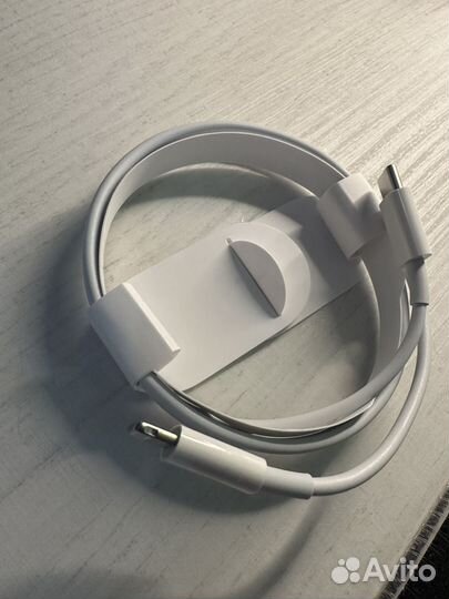 Кабель для iPhone