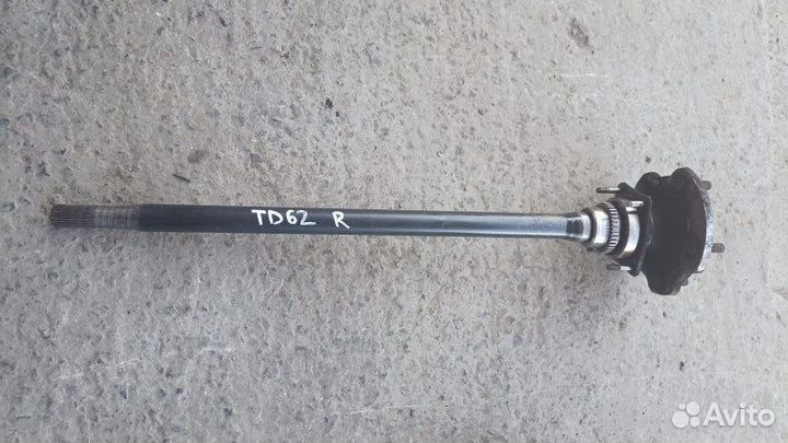 Полуось задний правый Suzuki Escudo TD62W H25A