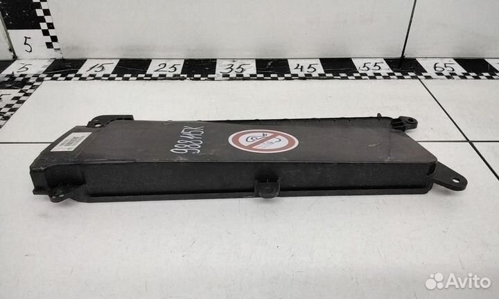 Крышка короба электроники узкая Sitrak C7H