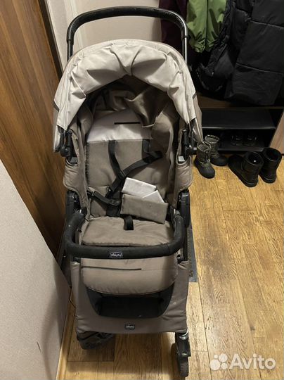 Коляска chicco
