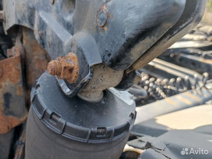 Подушка кабины задняя левая