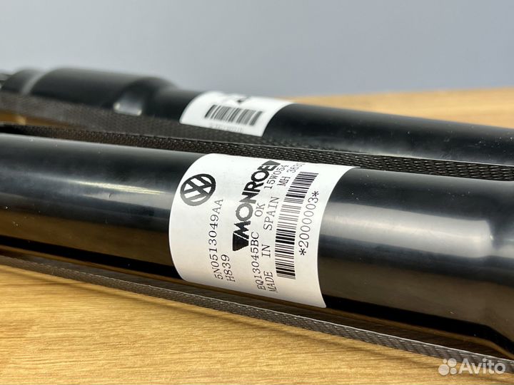 Амортизатор задней подвески VAG Комплект гарантия