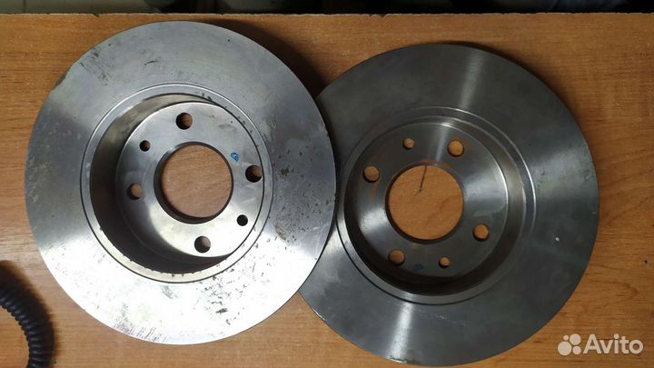 Диски тормозные Brembo 08.2958.14