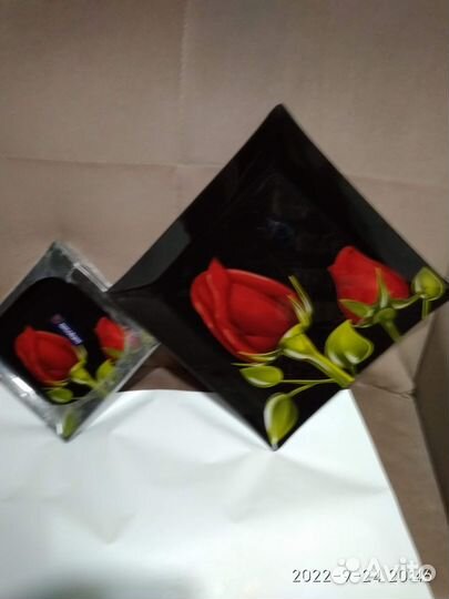 Набор: 6 тарелок квадратных,1 блюдо фирмы Arсofam