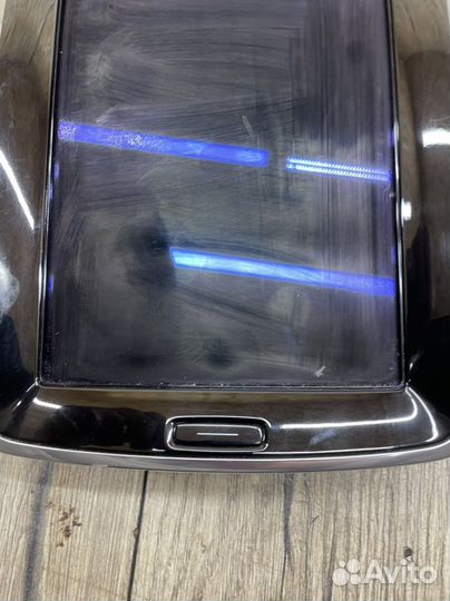 Дисплей информационный Volvo XC90