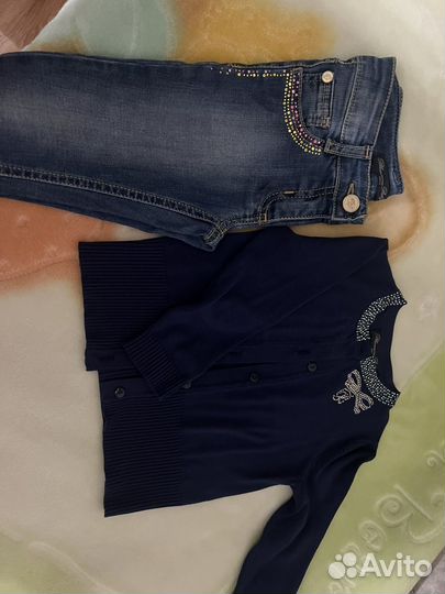 Джинсы и кардиган