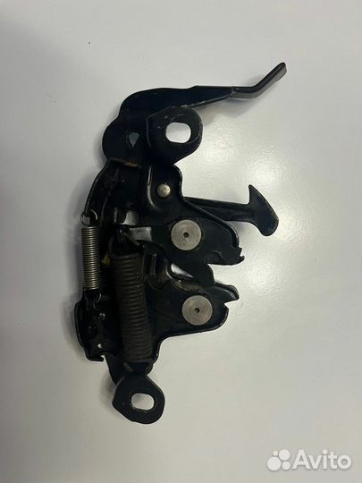 Замок капота Nissan Qashqai