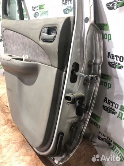 Дверь боковая задняя левая Nissan Sunny FB15