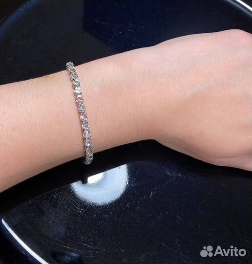 Браслет с фианитами сверкающий