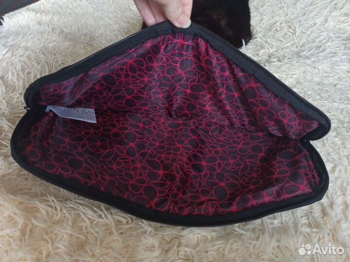 Чехол и сумка для ноутбука, планшета avon