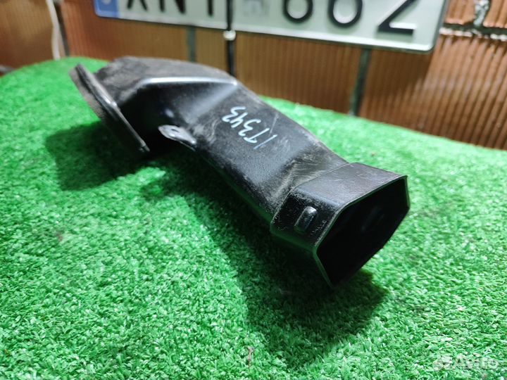 Воздуховод отопителя правый Volkswagen Touareg 7L