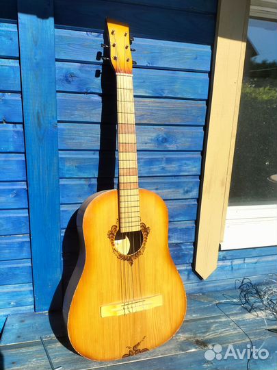Классическая гитара