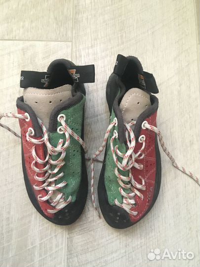 Скальные туфли zamberlan