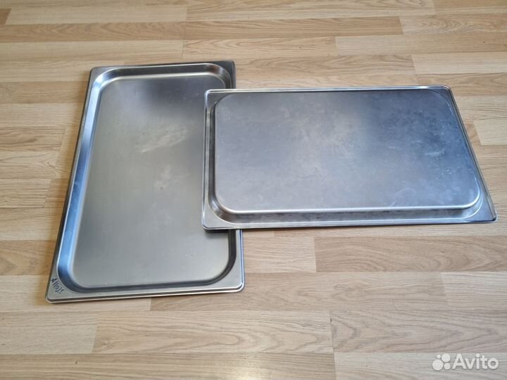 Поднос металлический