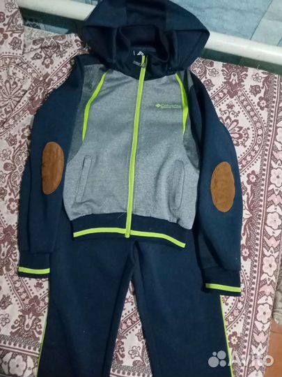 Спортивный костюм