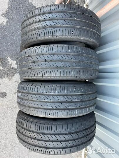 Kumho Ecowing ES01 KH27 205/55 R16