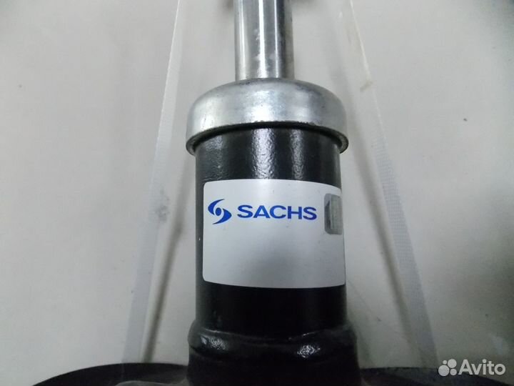 Амортизаторы передние sachs на VAG polo,rapid,ауди