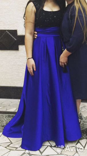 Вечернее платье