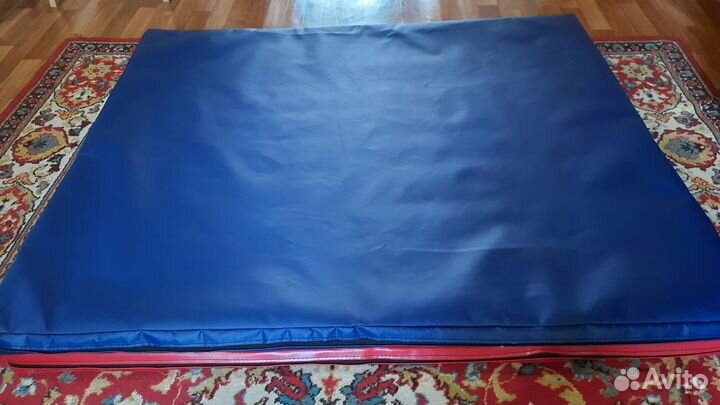 Мат спортивный (борцовский, гимнастический)