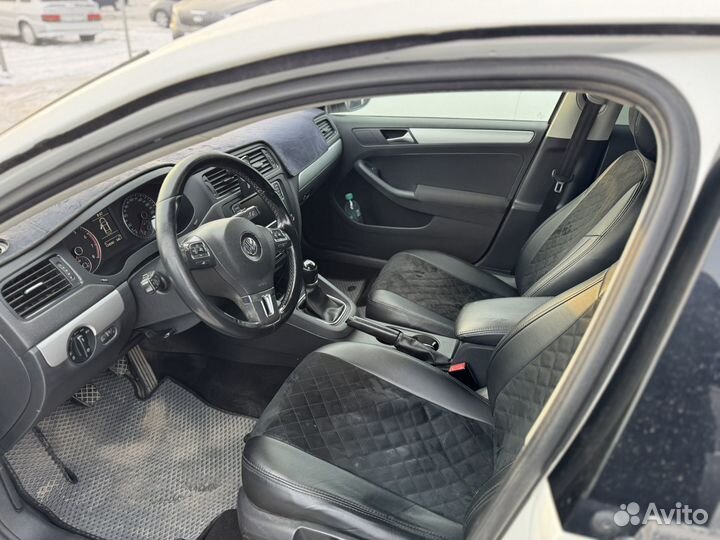 Volkswagen Jetta 1.6 МТ, 2012, 120 000 км