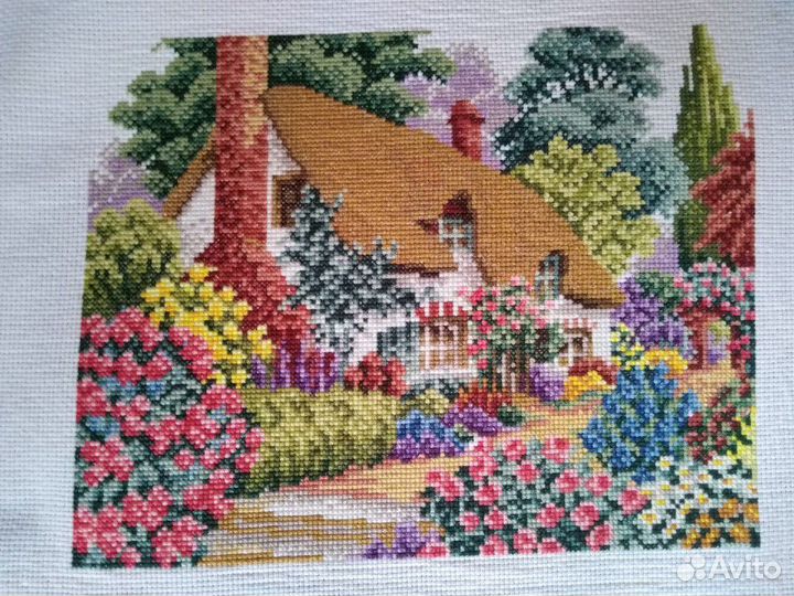 Картина вышитая крестиком, ручная работа
