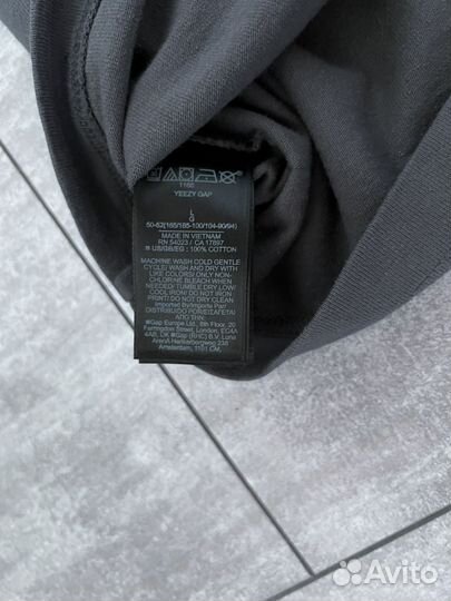 Футболка Yeezy X Gap Sample Collection Оригинал