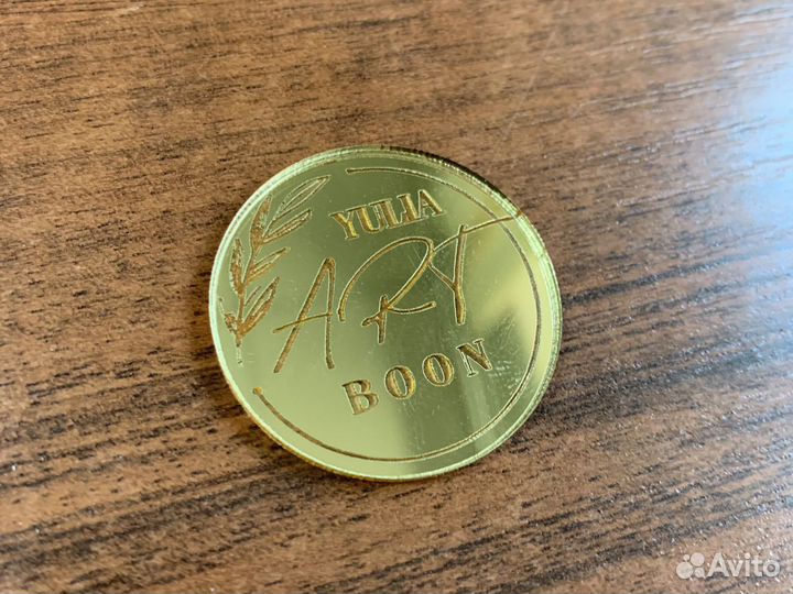 Шильды с гравировкой, накладки, бирки